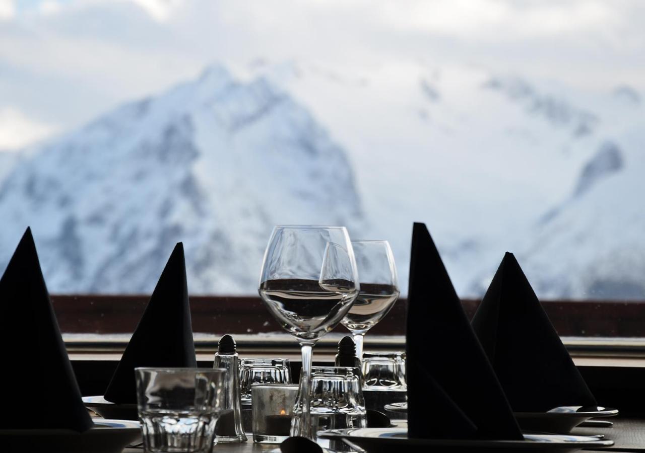 Langley Hotel Le Petit Prince Alpe d'Huez Екстериор снимка