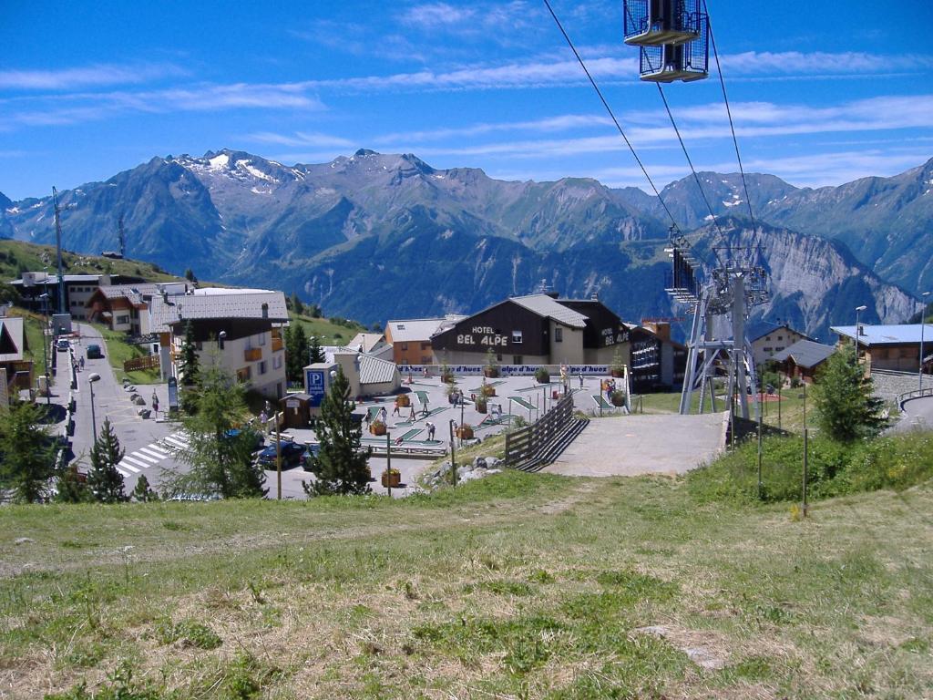 Langley Hotel Le Petit Prince Alpe d'Huez Екстериор снимка