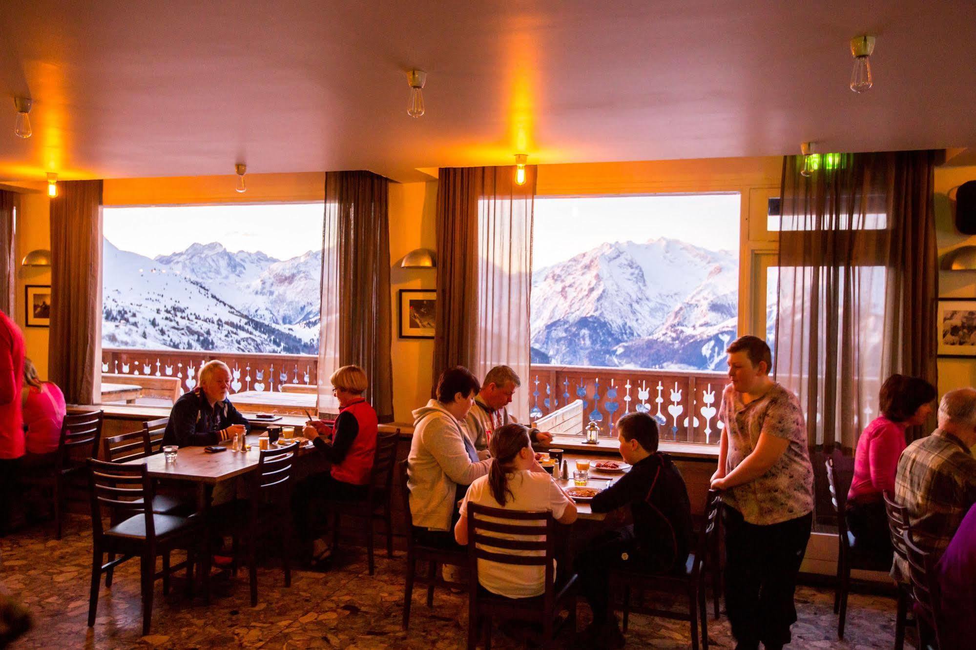 Langley Hotel Le Petit Prince Alpe d'Huez Екстериор снимка