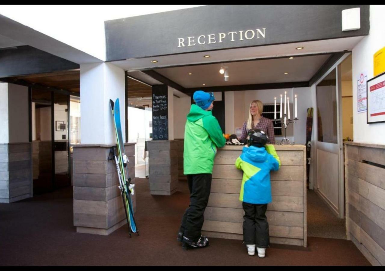 Langley Hotel Le Petit Prince Alpe d'Huez Екстериор снимка